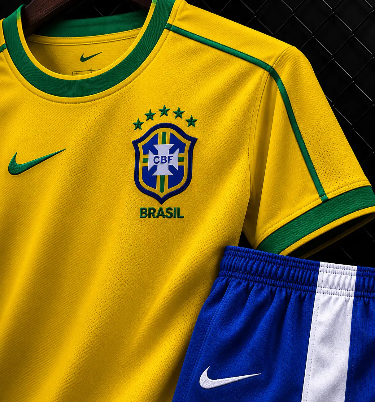 Ensemble Enfant Brésil 1998 Rétro Domicile Jaune Vert CBF Nike Maillot Short Bleu Roi Édition Classique Coupe du Monde 98
