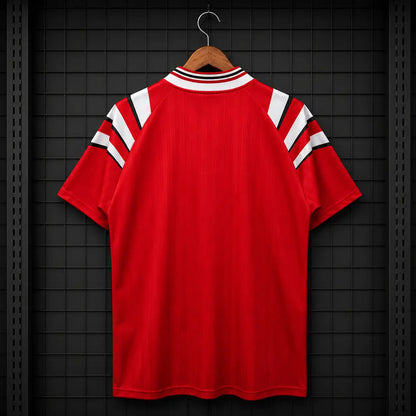 Maillot Turquie 1996 Rétro Domicile Rouge Rayures Verticales Blanches Noires Éventail Croissant Adidas Édition Classique