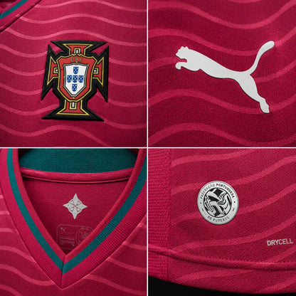 Camisola Portugal 2026 Principal Rosa Carmim Ondas Jacquard FPF Puma DRYCELL Quinas Esfera Armilar Fan Version