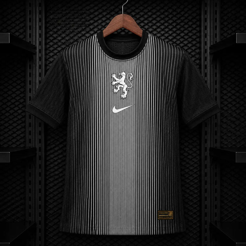 Camisola Guarda - Redes Holanda 25 - 26 Preta Jacquard Óvalos Riscas Prateadas KNVB Nike Dri - FIT Edição Jogador S Camisola comprar online