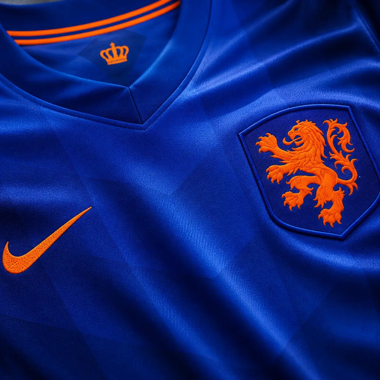 Camisola Holanda 2014 Retro Alternativa Azul Royal Leão KNVB Laranja Nike Dri - FIT Edição Clássica S Camisola comprar online