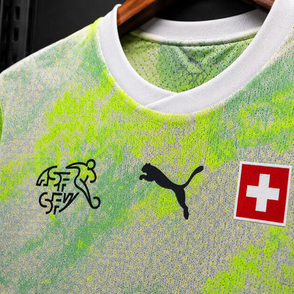 Camisola Suíça 2026 Alternativa Verde Lima Tie - Dye Painéis Petróleo DRYCELL Edição Jogador S Camisola comprar online