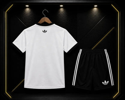 Kit Completo Infantil Alemanha 25 - 26 Edição 125º Aniversário DFB Branco Retrô (Camisola + Calções) Tamanhos 16 - 28 16 Conjunto Infantil comprar online